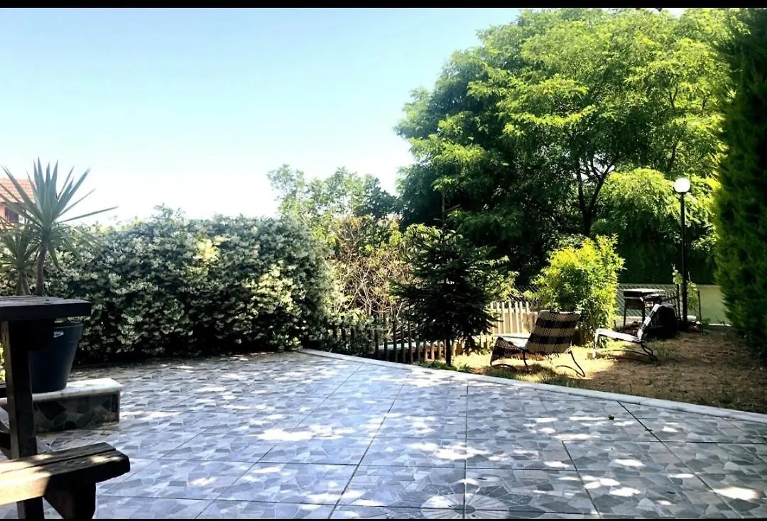 イスタンブールFamily Houseアパートメント アパート